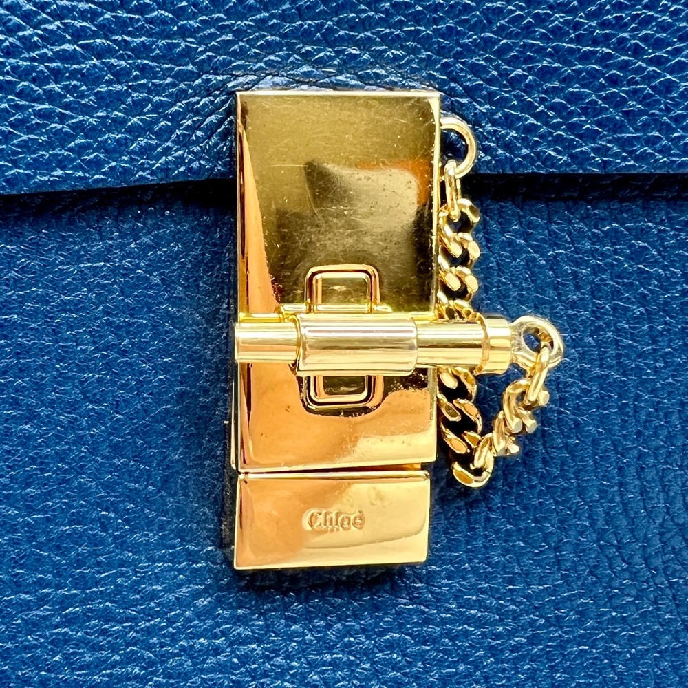 CHLOE Navy Medium Drew Bag - Picture 5 of 14